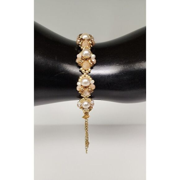 Handmade Beaded Jewelry by Ms. Lynda Bracelet - Picture 5 of 6